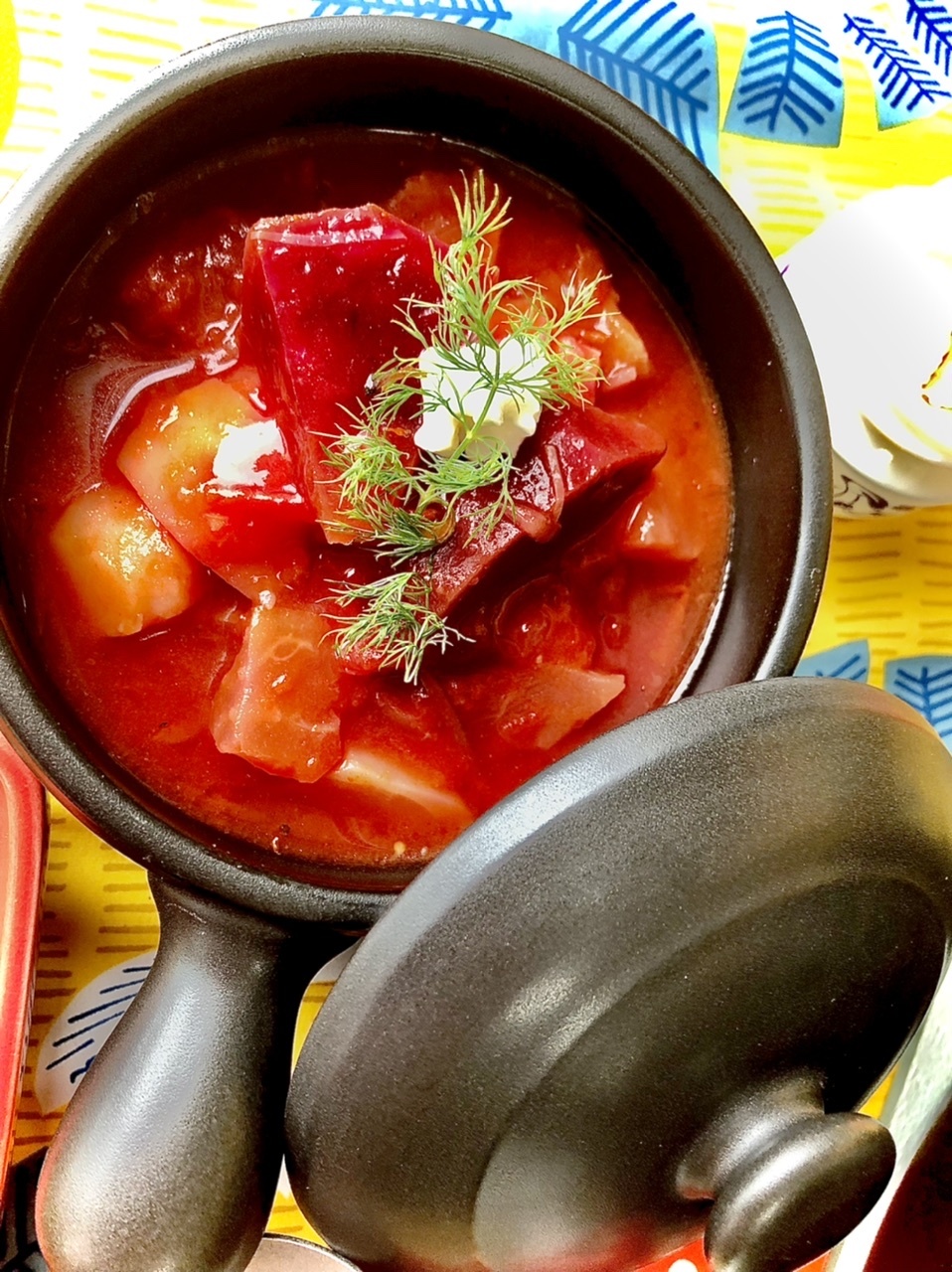 KAGOME甘熟トマト鍋スープでビーツ＆野菜たっぷりボルシチ風スープ | みんなとカゴメでつくるコミュニティ ＆KAGOME（アンドカゴメ）